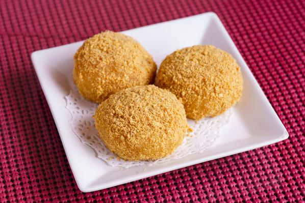 沙汤圆 Steamed Mochi Ball