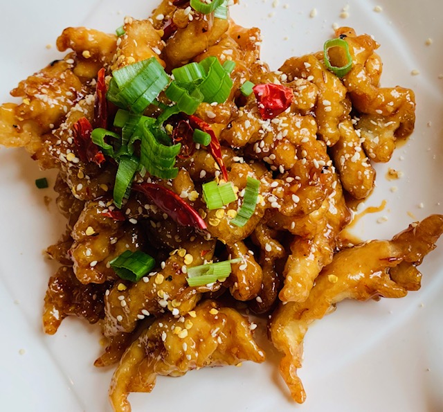 芝鸡饭 Sesame Chicken over Rice