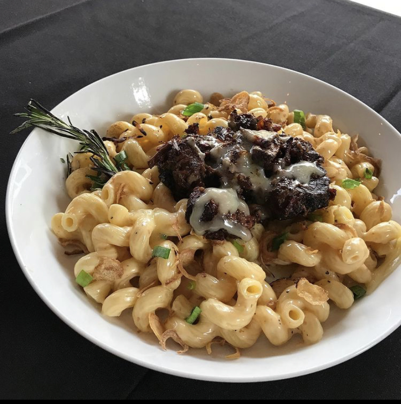 Order Mac & Cheese With Burnt Ends food online from Great Northern Bbq store, Providence on bringmethat.com
