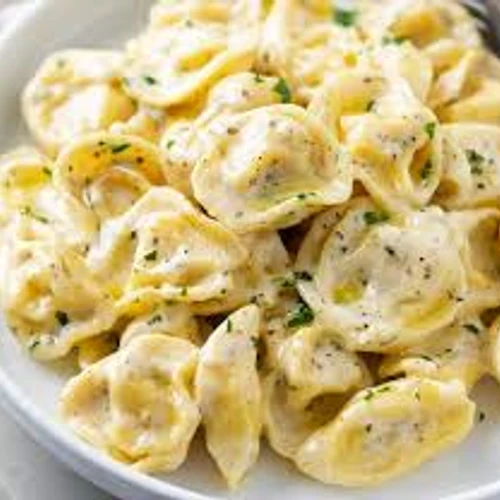Tortellini with Alfredo and Broccoli from Roma Pizza
