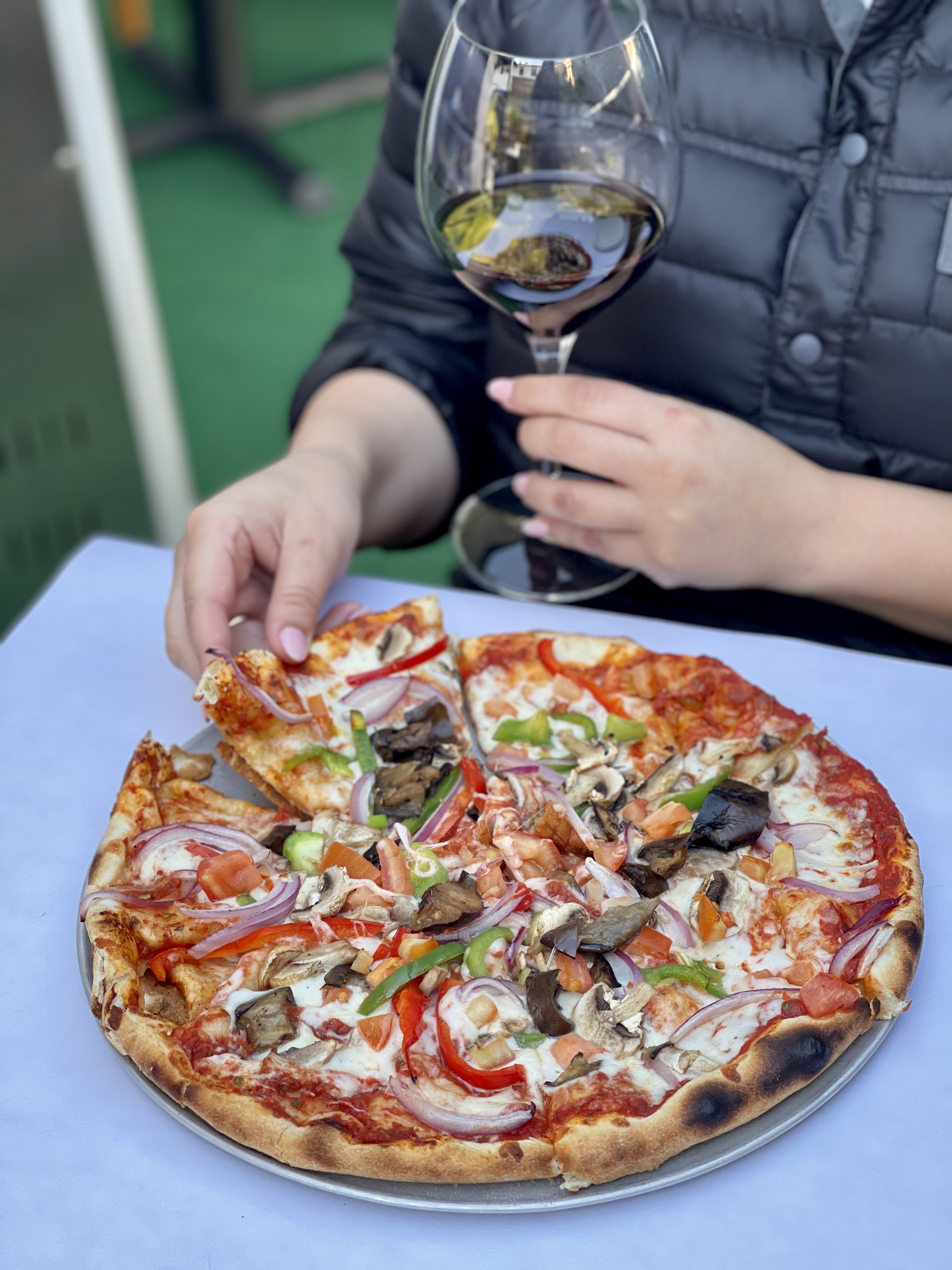 Order Vegetarian Pizza food online from Tramonto Bistro store, Malibu on bringmethat.com