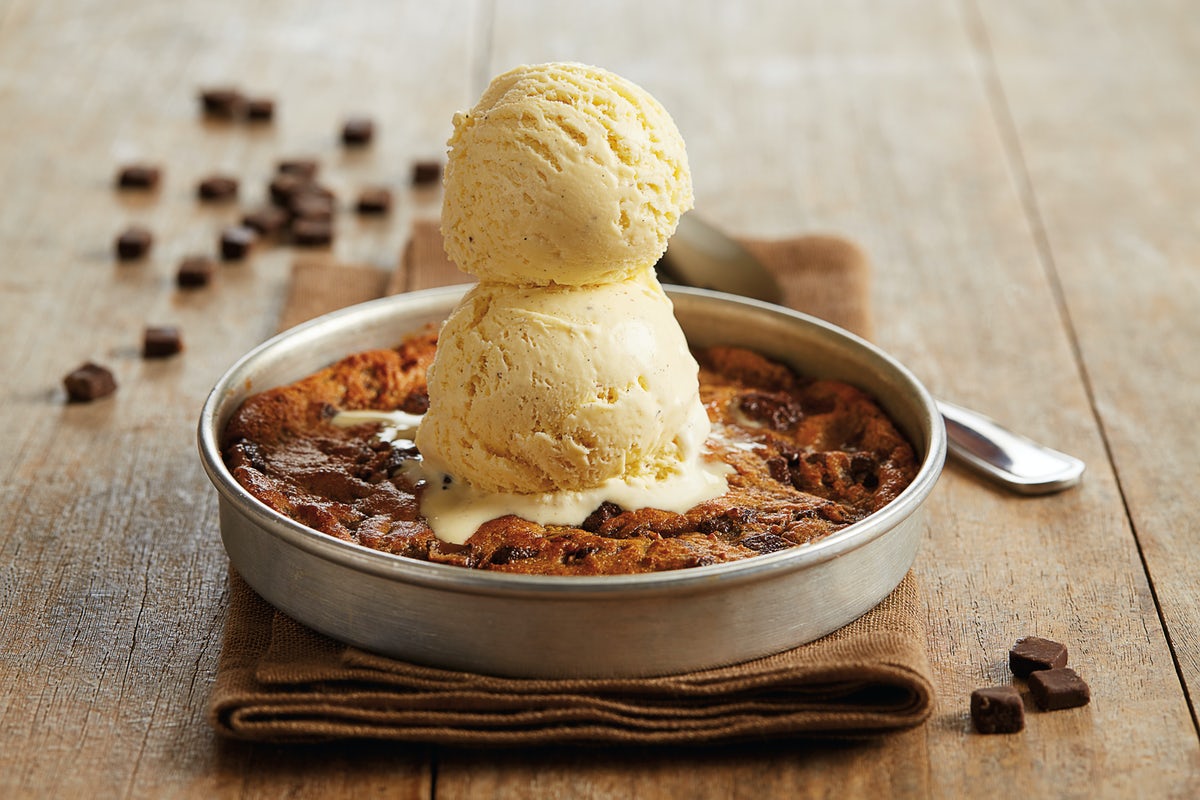 Order Chocolate Chunk Pizookie® food online from BJ's Restaurant & Brewhouse store, Waco on bringmethat.com