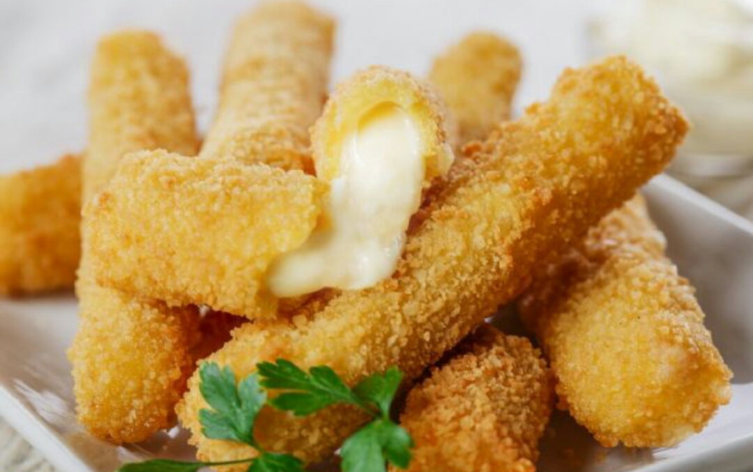 Order 6 Cheese Sticks food online from Shawarma Express store, Eastpointe on bringmethat.com