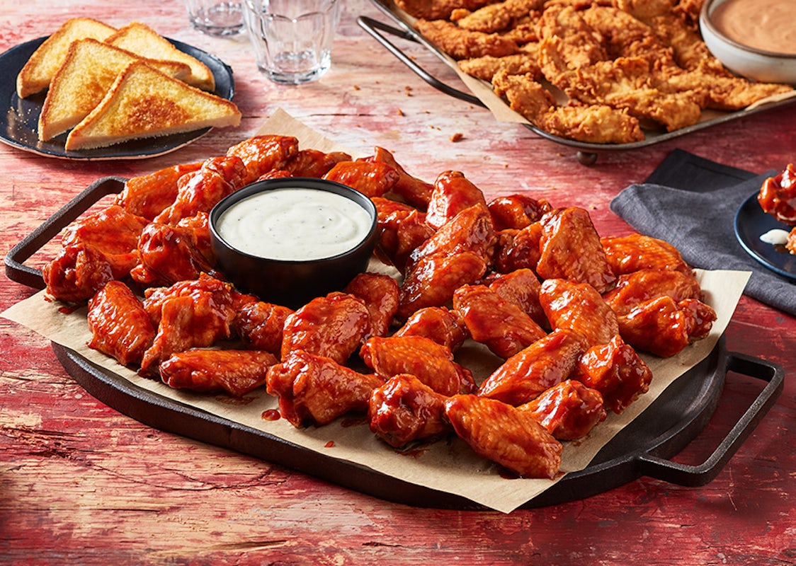 Order Traditional Wings Platter food online from Zaxbys store, Orem on bringmethat.com