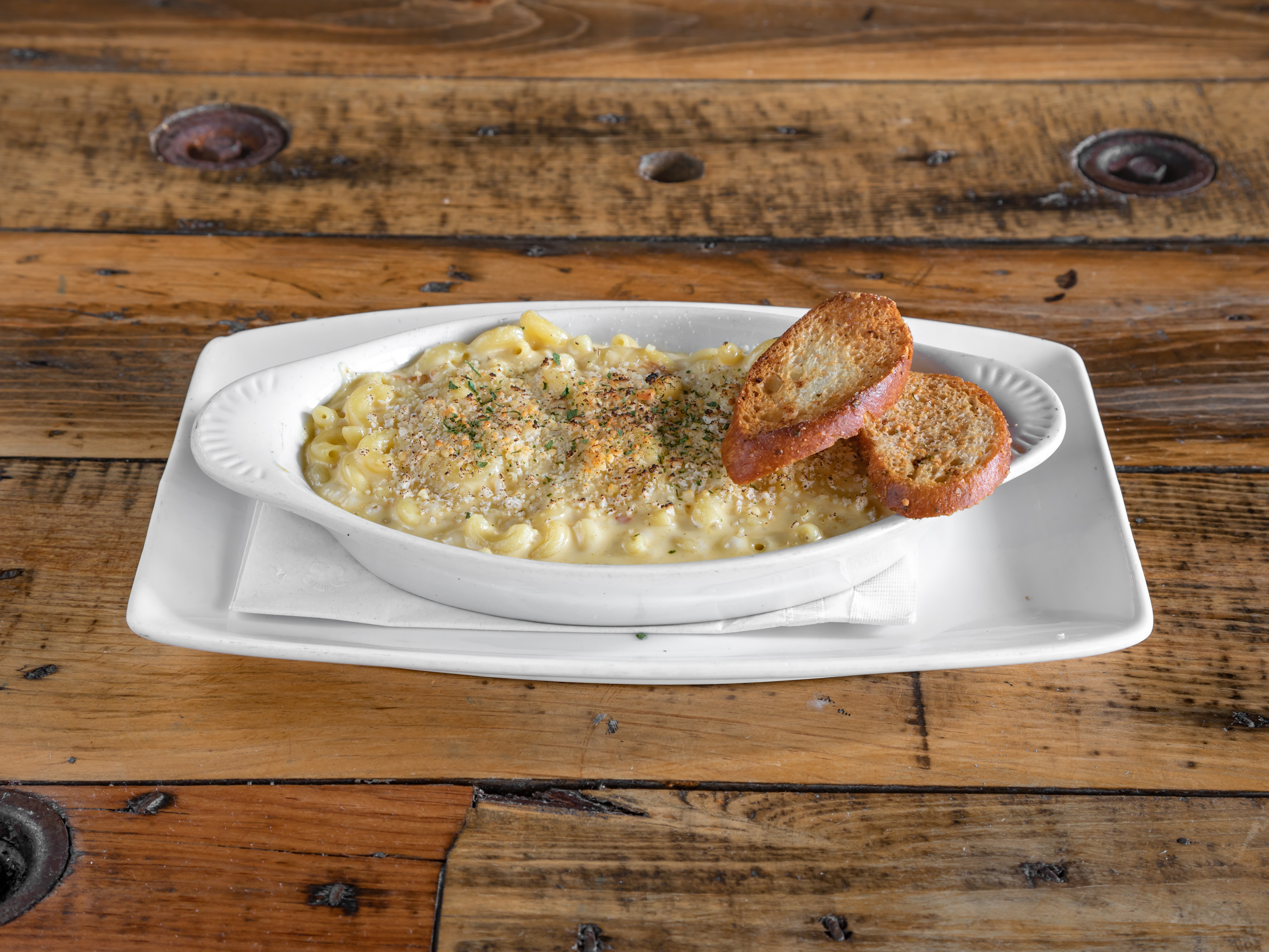 Order CREAMY MAC N CHEESE  food online from Keg & Lantern Brewing store, Brooklyn on bringmethat.com