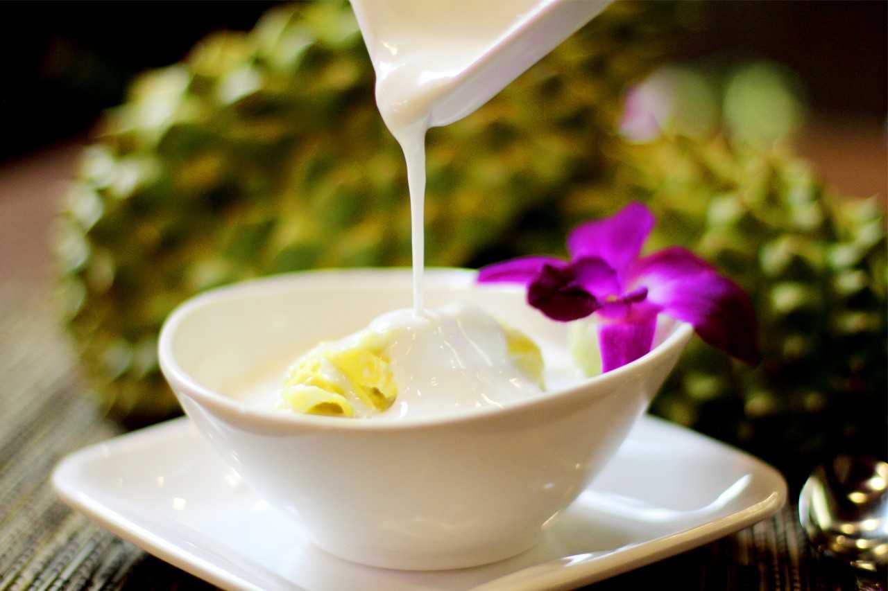 Order Sticky Rice Durian food online from Pad Thai store, Quincy on bringmethat.com