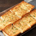 Order Garlic Bread and Housemade Marinara food online from Spinato's Pizzeria and Family Kitchen store, Tempe on bringmethat.com