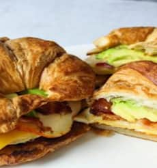 Grilled Vegetables & Egg Sandwich