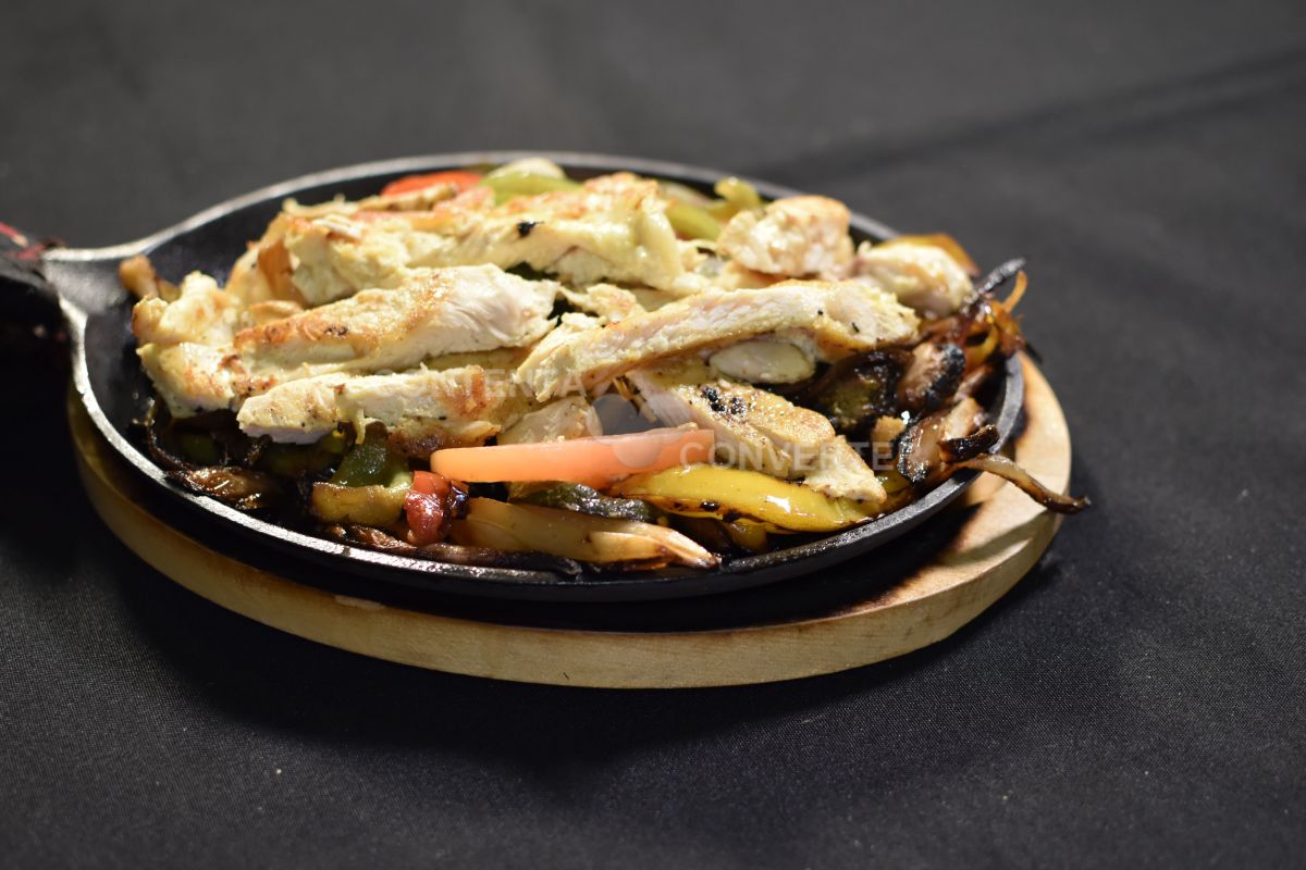 La Palma Restaurant Mexican Grill Delivery Menu Order Online 2162 E Palmdale Blvd Palmdale Grubhub