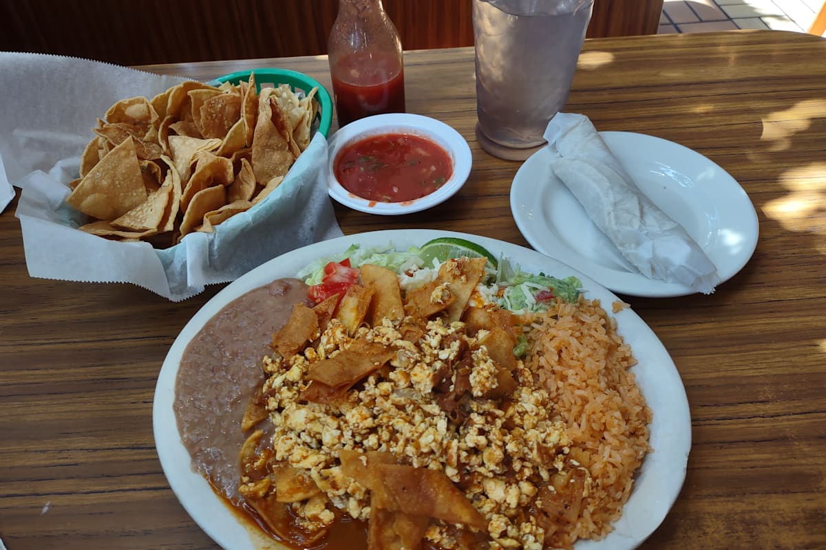 Santi's Restaurante Mexicano Delivery Menu Order Online 1471 Ben