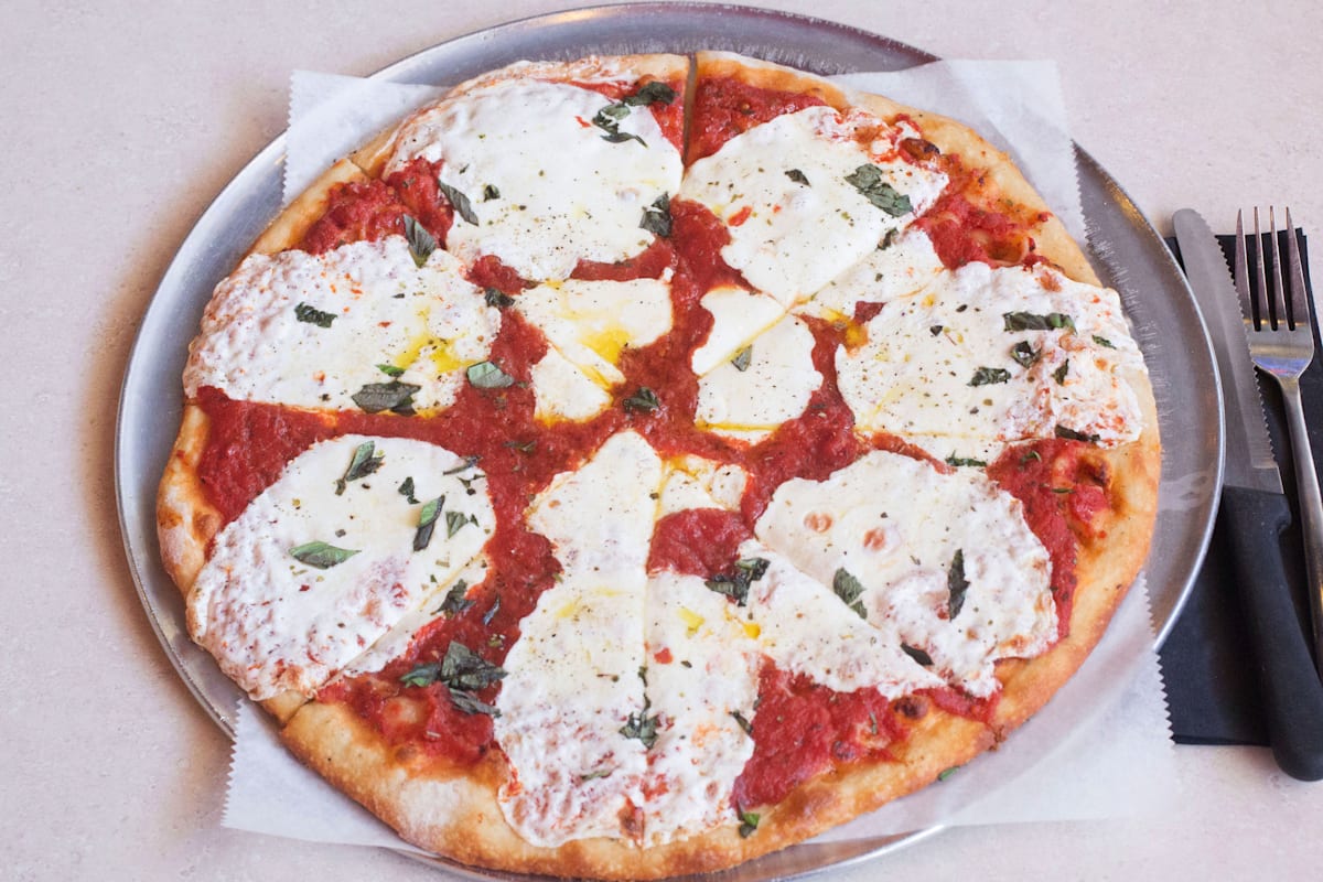 Giulio's Pizza Delivery Menu Order Online 126 Middletown Ave North