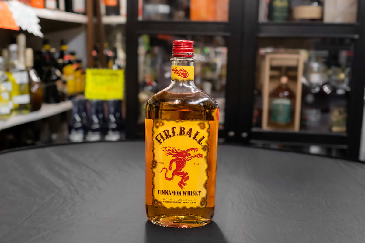 Jug Liquor Store Delivery Menu Order Online 4979 Cass St San Diego