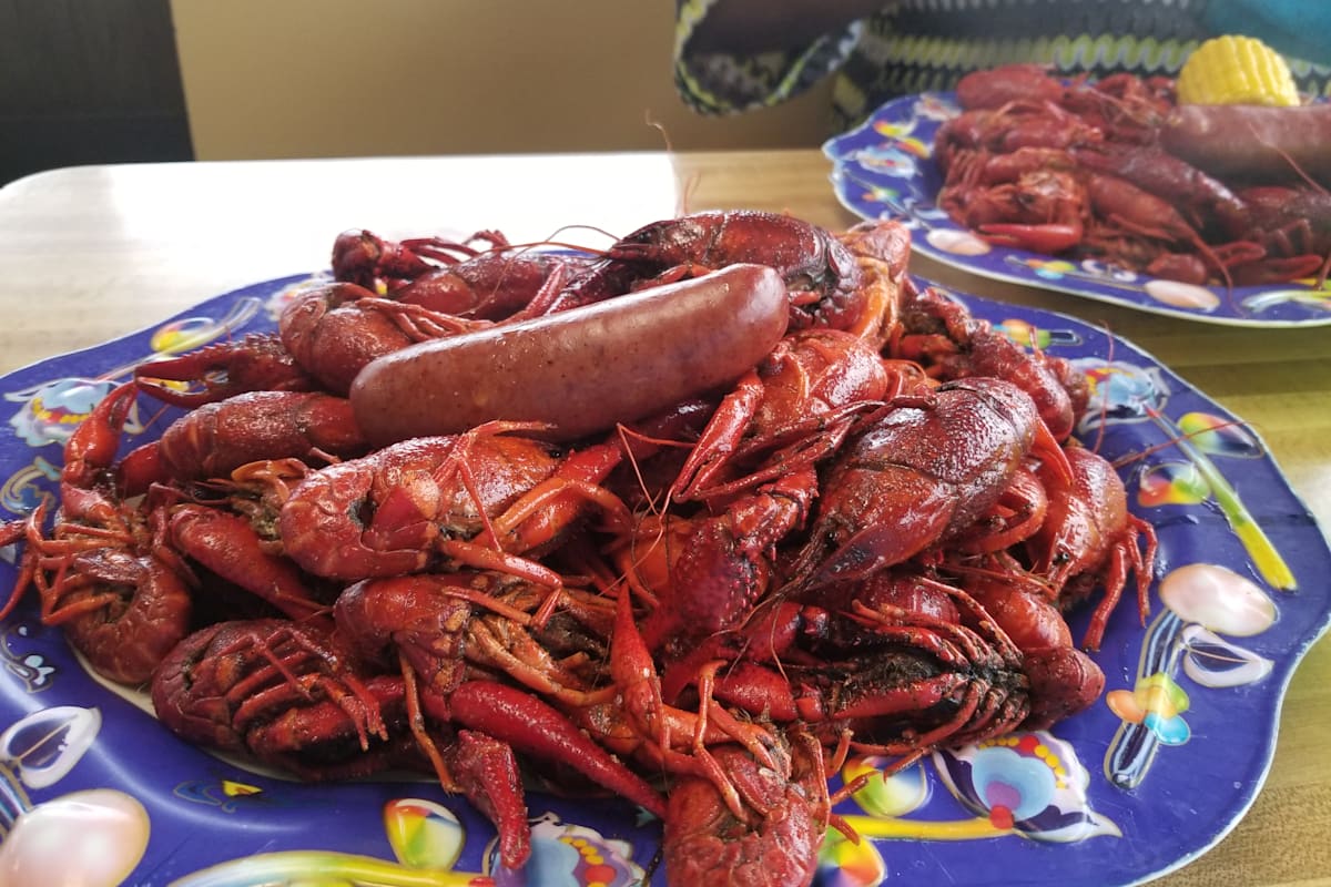 Vince s Seafood Delivery Menu Order Online 5044 Gulfway Drive
