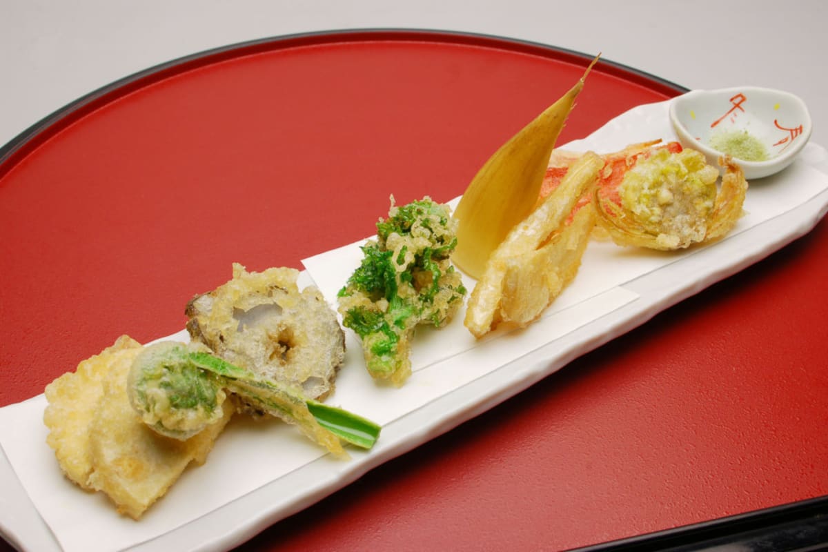 Unsui Japanese Restaurant Delivery Menu Order Online 1355 W Iron