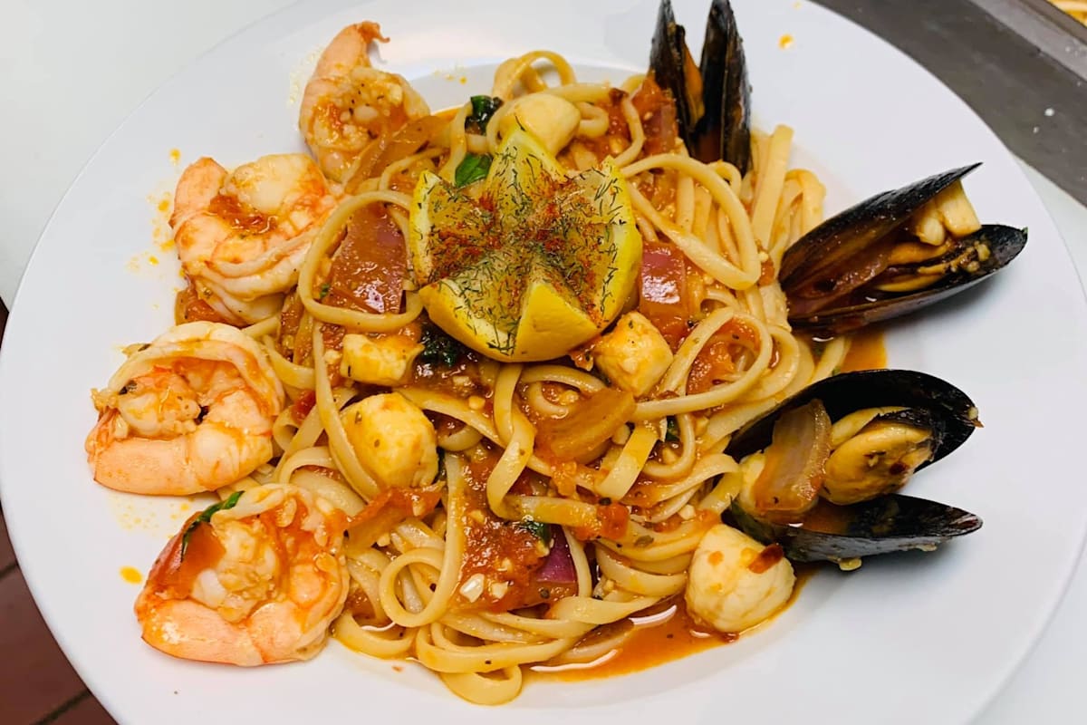 Valore Italian Restaurant and Grill Delivery Menu Order Online 900