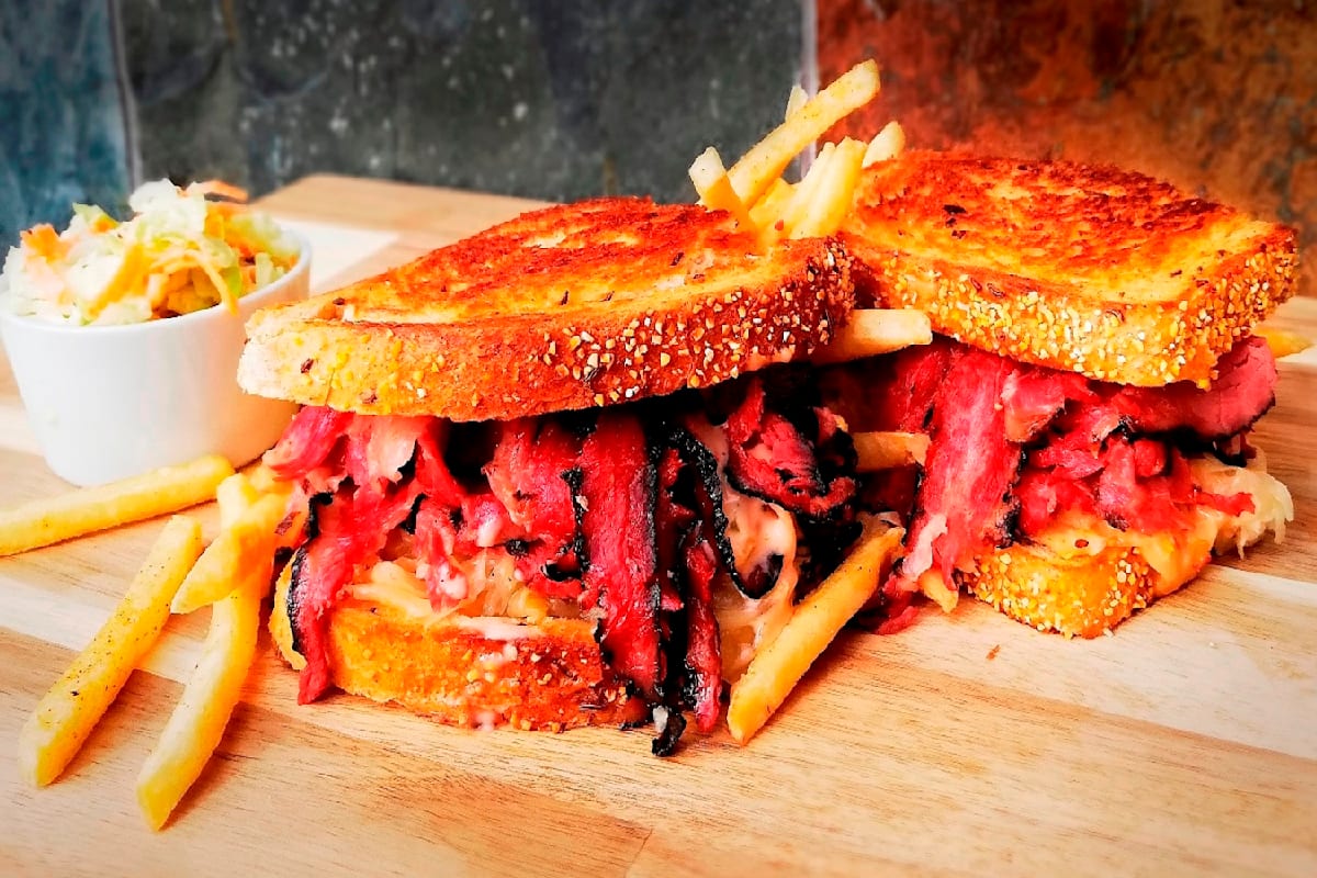 Dinks Deli & Bagel Bakery Valencia, CA Restaurant Menu + Delivery