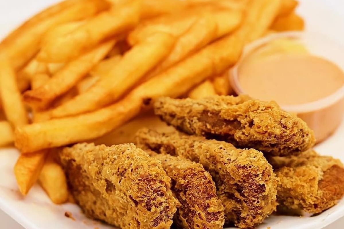 Cafe No Fur Delivery Menu Order Online 5150 Spring Mountain Road