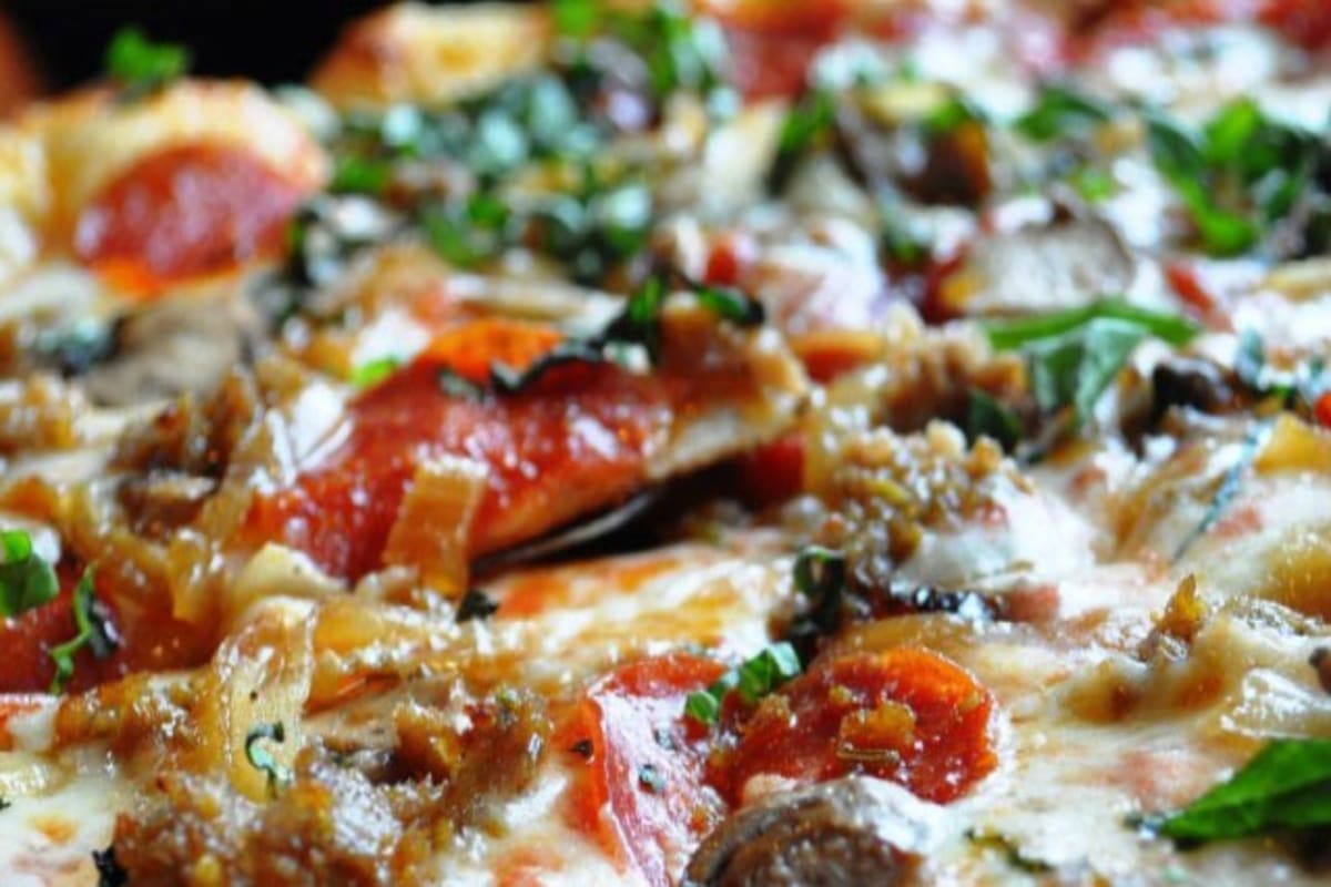 Bel Ave Pizza Delivery Menu Order Online 330 Belgrade Ave Boston