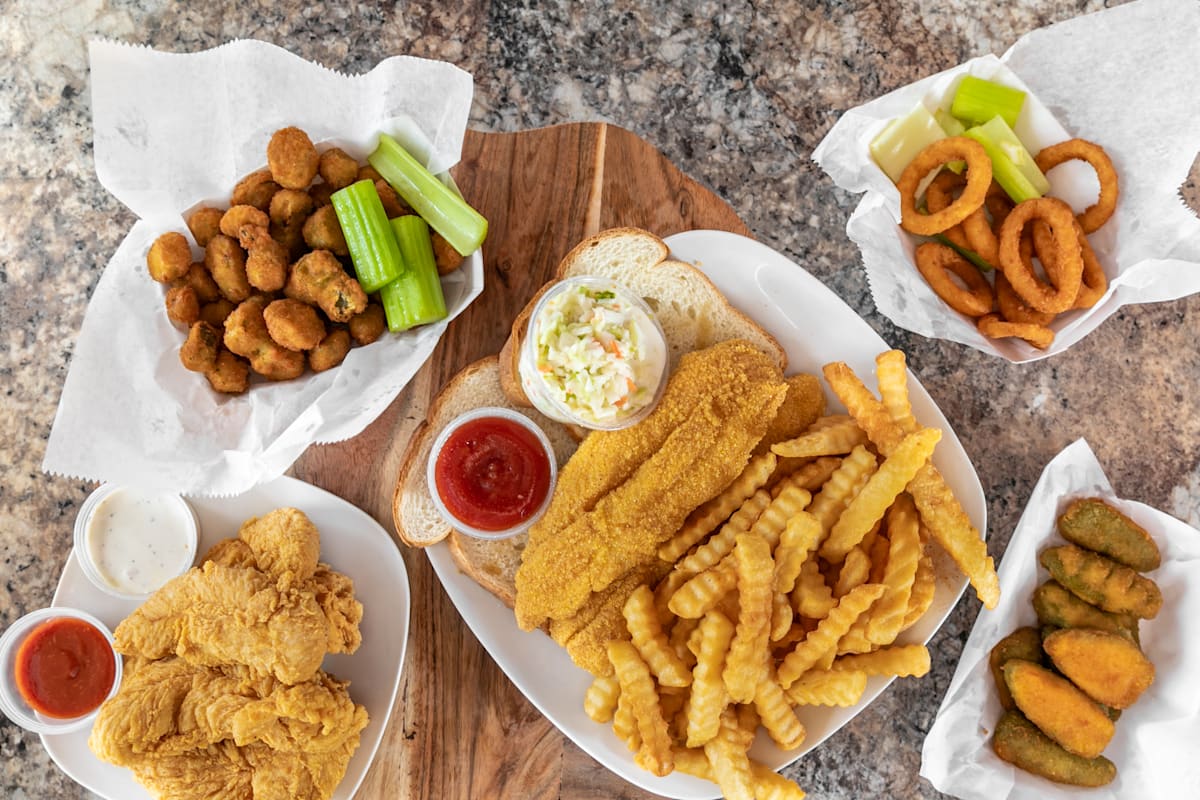 Red Snapper Memphis Delivery Menu Order Online 2636 Frayser Blvd 