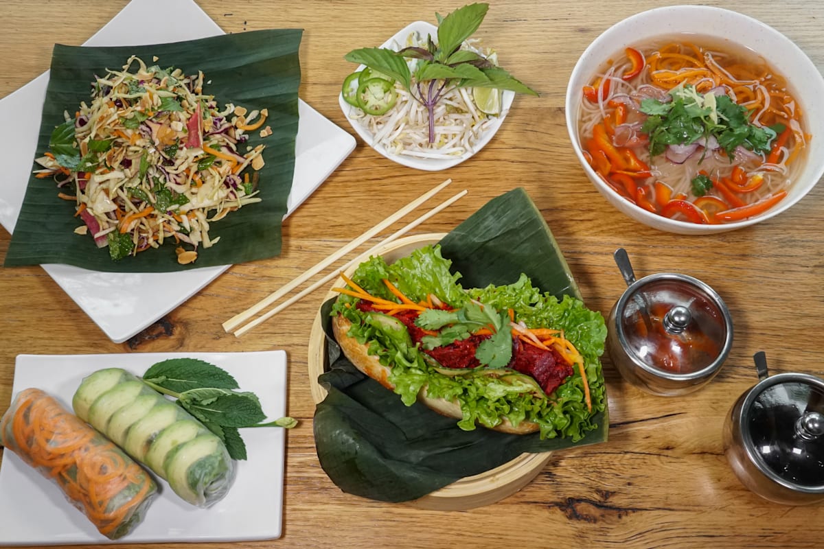 Bamboozle Cafe Delivery Menu Order Online 516 North Tampa Street