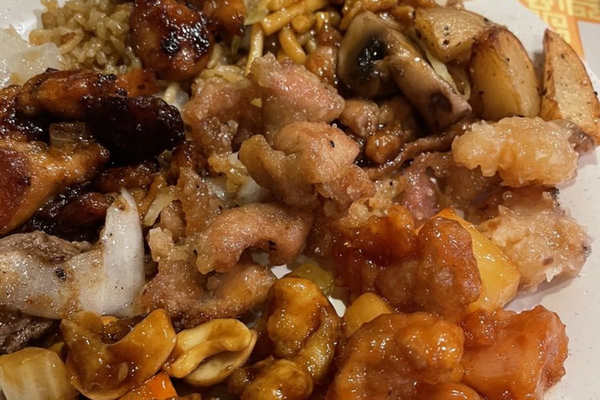 Bamboo Garden Buffet Delivery Menu Order Online 2160 N State St