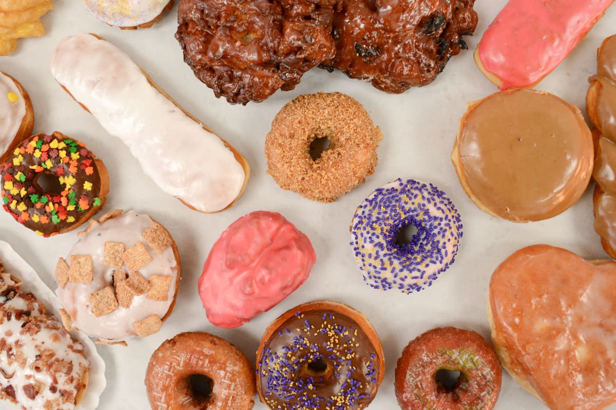 Zuri's Donutz - Lynnwood, WA Restaurant | Menu + Delivery | Seamless