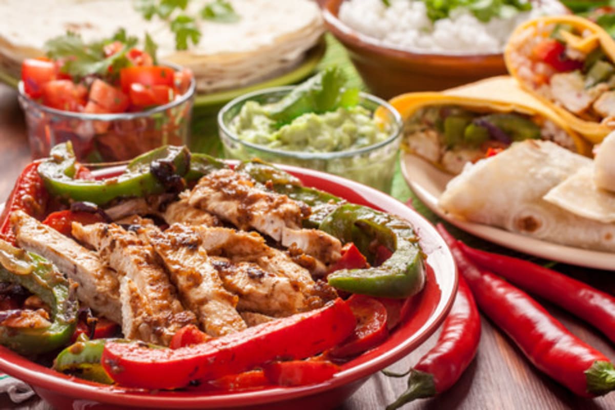 Jalapenos Restaurant Delivery Menu Order Online 7743 Sashabaw Rd