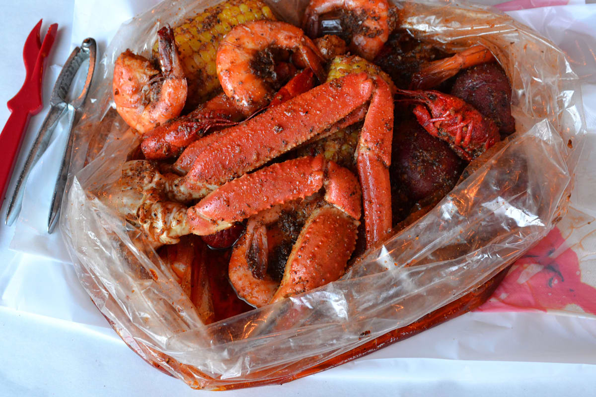 Two Fish Crab Shack Delivery Menu Order Online 641 E 47th Street