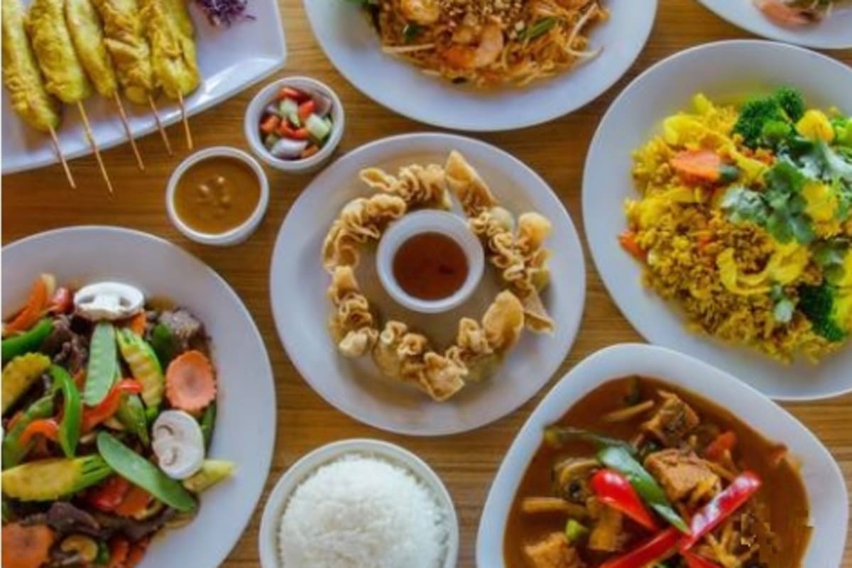 Ting Tong Thai Cafe Delivery Menu Order Online 20910 108th Ave SE Kent Grubhub