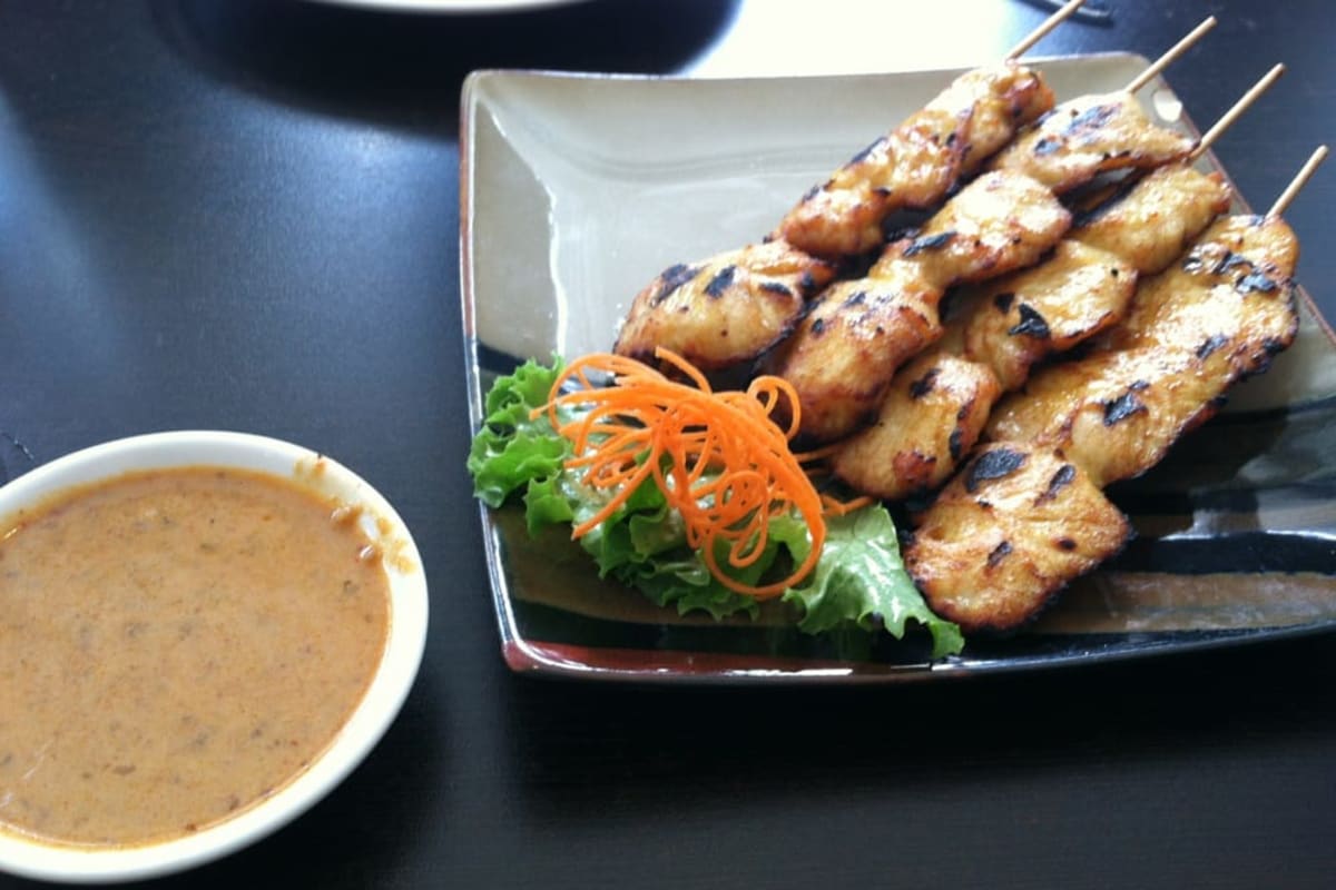 Thai Coconut Delivery Menu Order Online 3266 Railroad Ave Wantagh