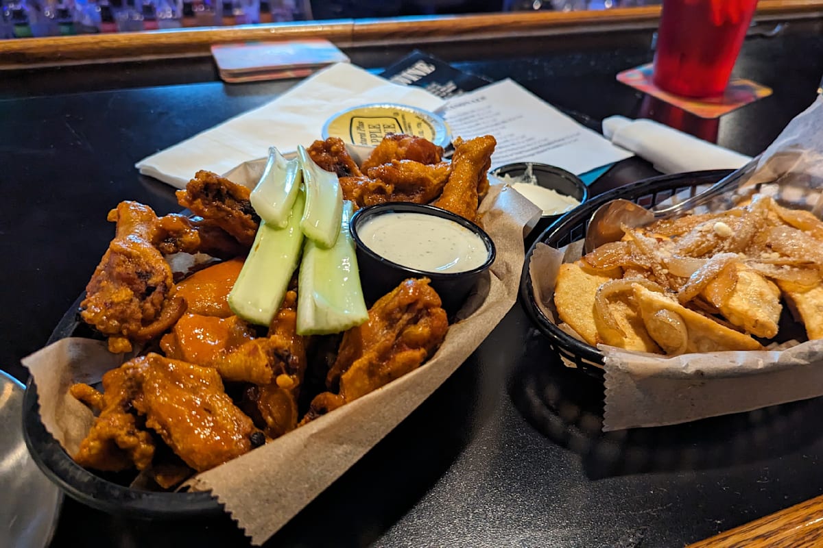 Horn Pub Delivery Menu Order Online 691 Yorktown Rd Lewisberry