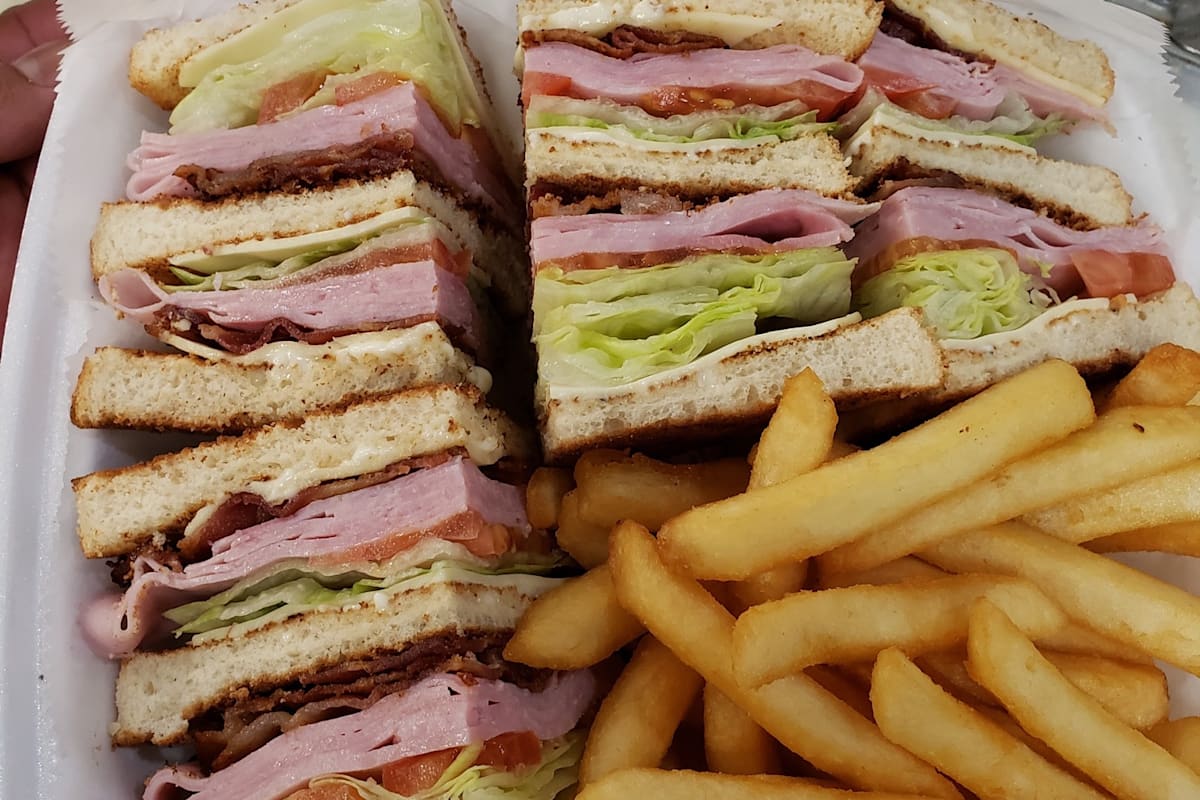 Pike Square Pizza Delivery Menu Order Online 7921 West Chester Pike