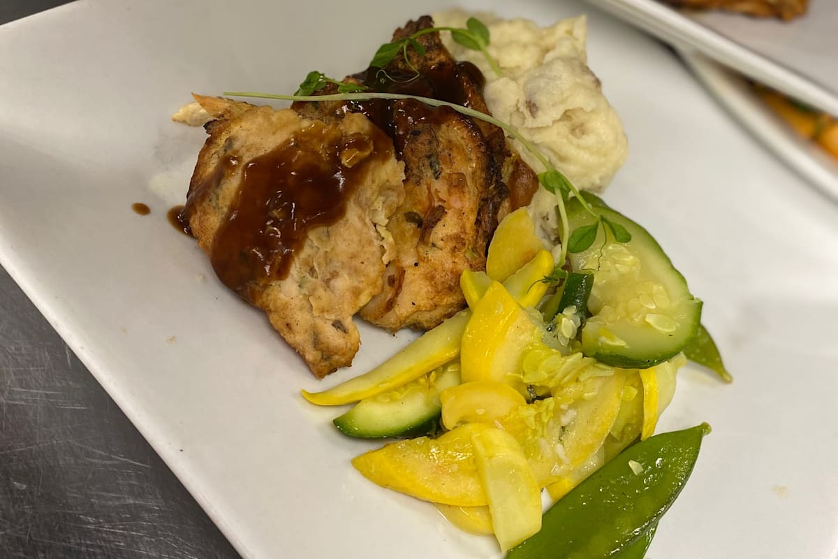 Paragon Tap & Table Clark, NJ Restaurant Menu + Delivery Seamless