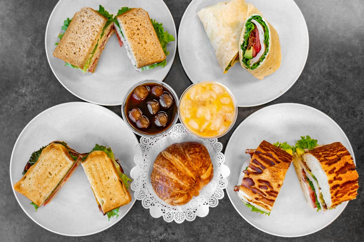 Fountain Grove Deli Delivery Menu Order Online 3554 Round Barn Blvd