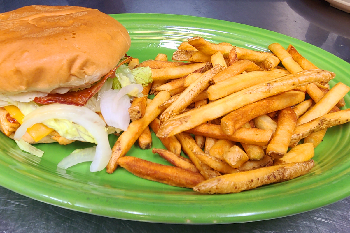 Amigos Mexican Cocina Delivery Menu Order Online 1906 Dayton Blvd 