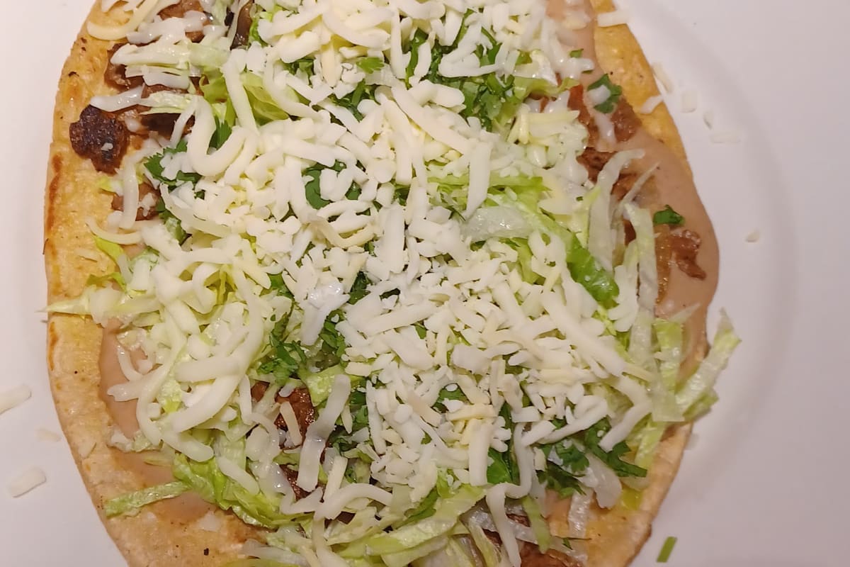 Quesadilla Pilsen Delivery Menu Order Online 1519 W 18th St