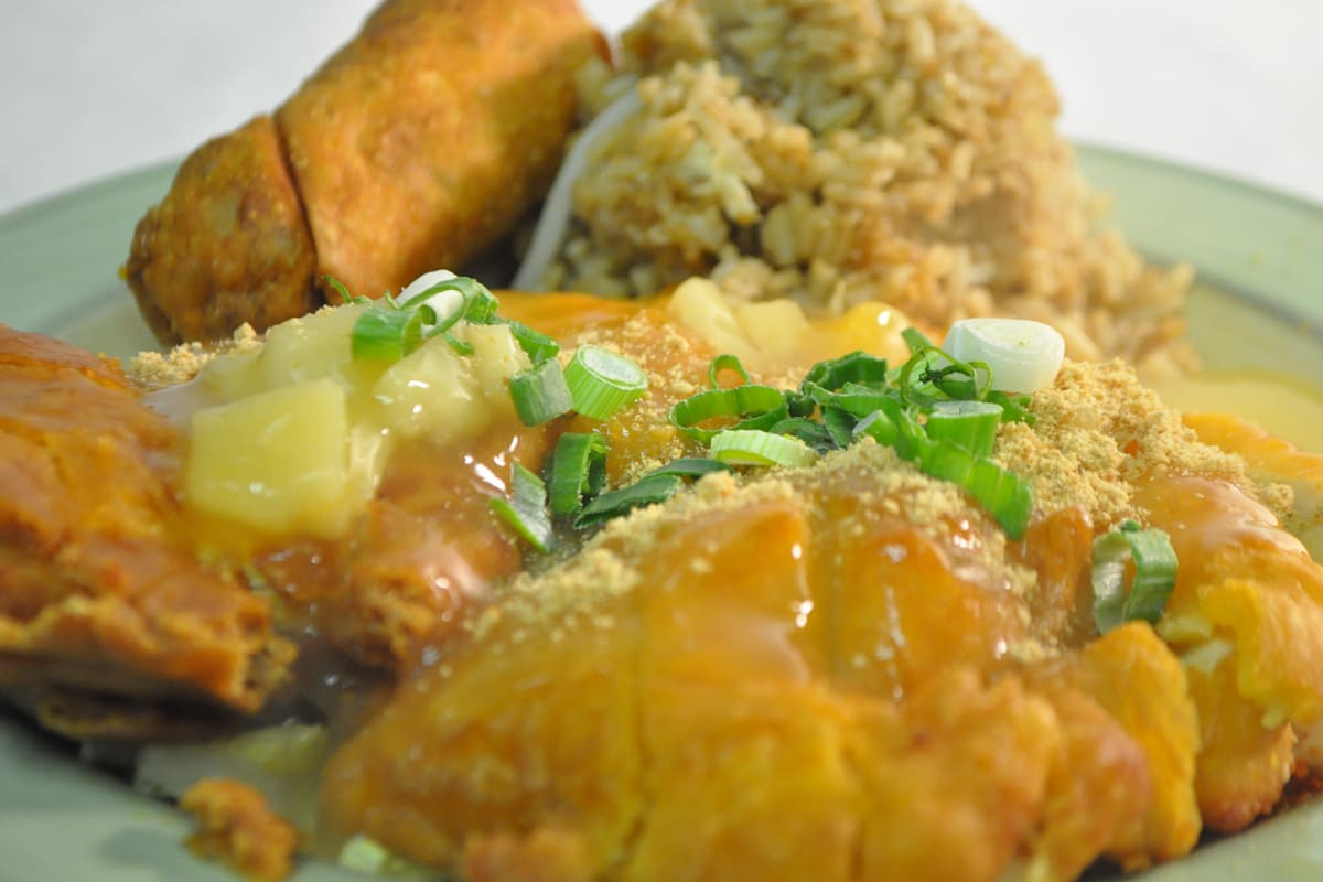 Wing Lauk Delivery Menu Order Online 5665 Dixie Hwy, Waterford Twp