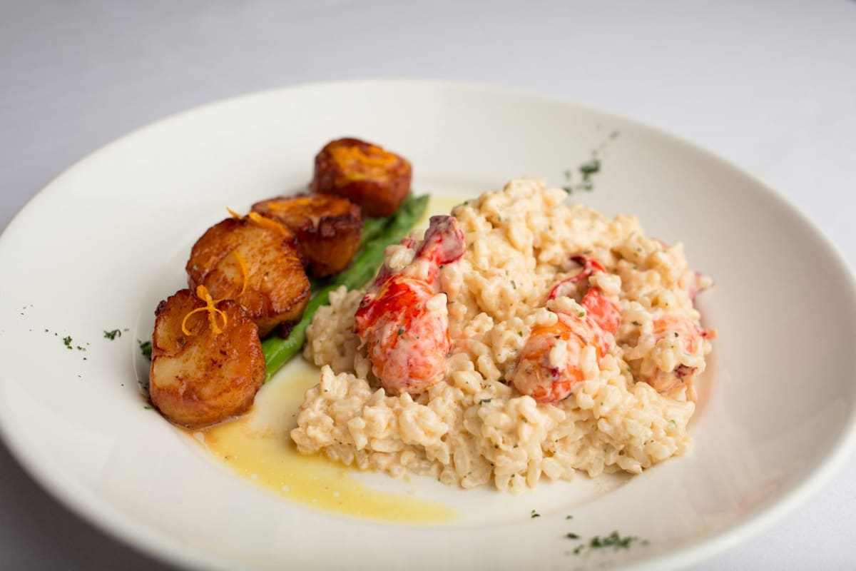 Piccola Ristorante Bar Delivery Menu Order Online 815 Elm St