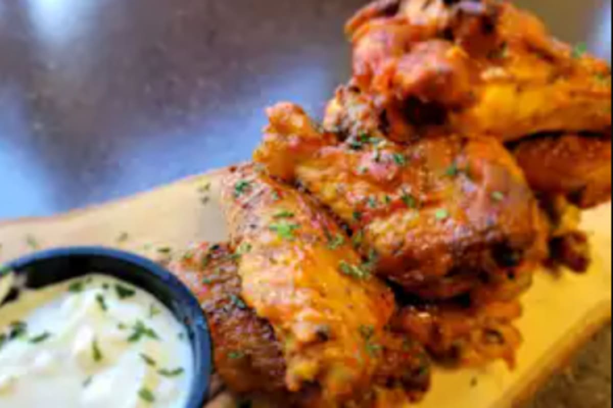 King Wings Everett, MA Restaurant Menu + Delivery Seamless