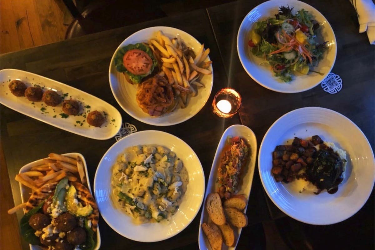 Towne House Media, PA Restaurant Menu + Delivery Seamless