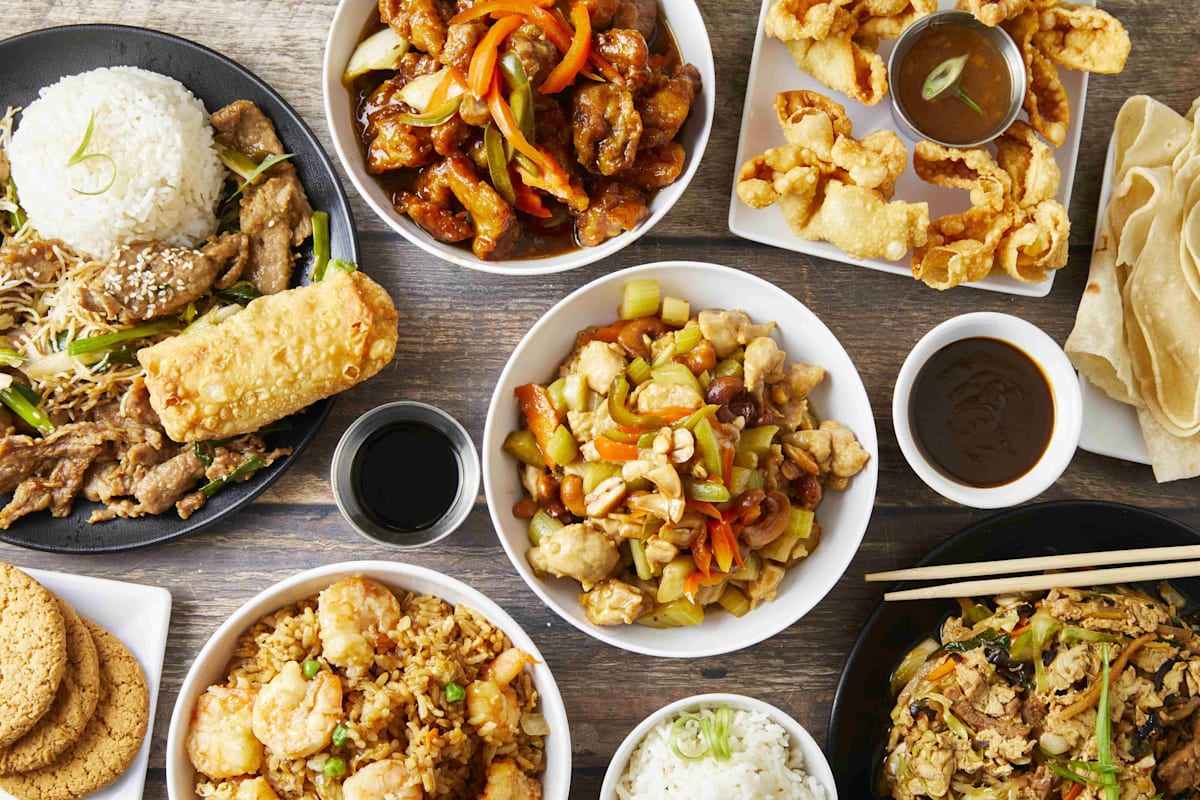 Hong Huah Delivery Menu Order Online 5924 W Fullerton Ave Chicago