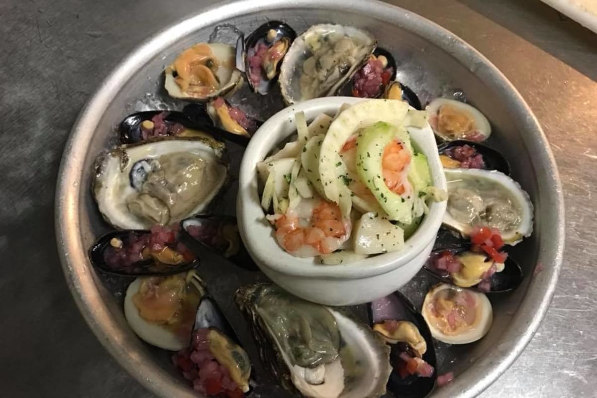 Brasserie Persil Delivery Menu Order Online 2825 Long Beach Rd