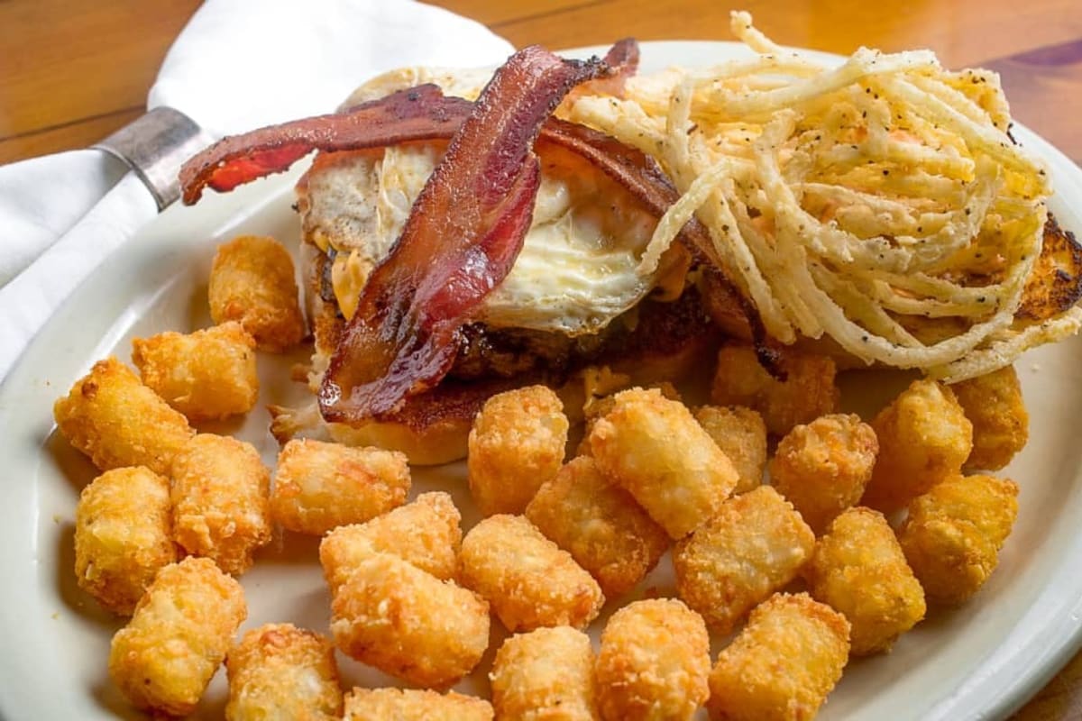 The Wing'd Nut Sports Bar Delivery Menu Order Online 720 E Campbell