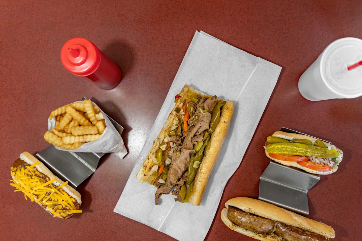 Lucky's Chicago Sandwiches Delivery Menu Order Online 6741 N