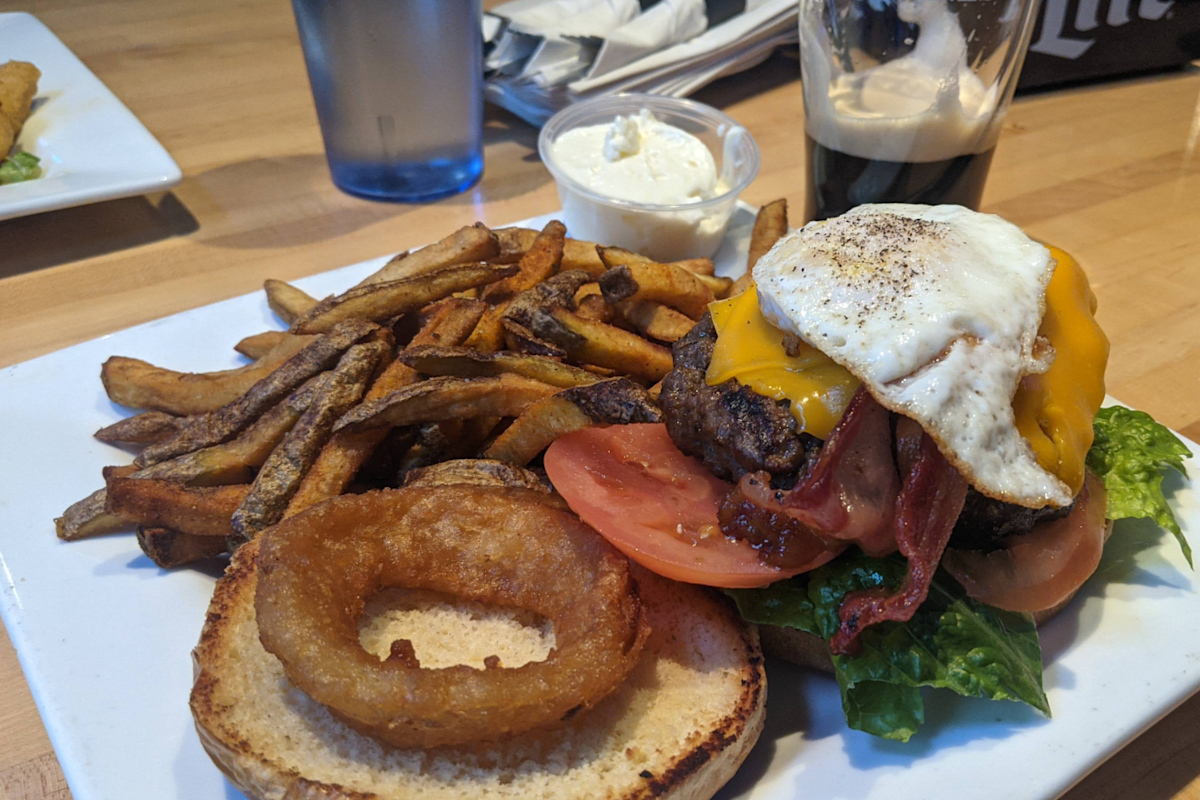 American Tap Delivery Menu Order Online 701 W Lake St Addison Grubhub