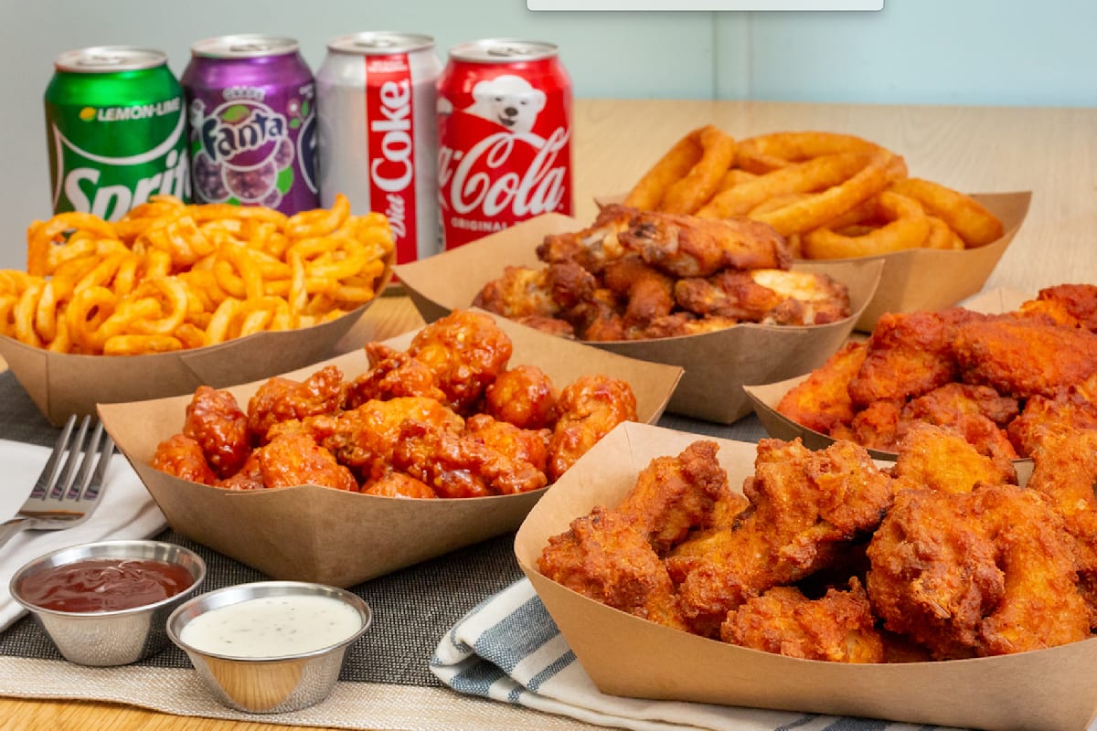 Wings and Rings Delivery Menu Order Online 2024 W 7th St Los
