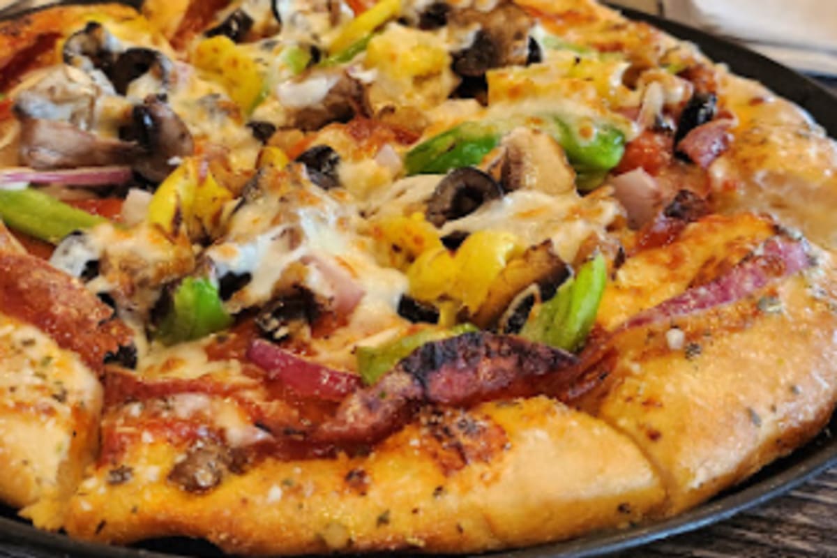 PARLOUR - Pizza + Pints Delivery Menu Order Online 3910 Ruckriegel