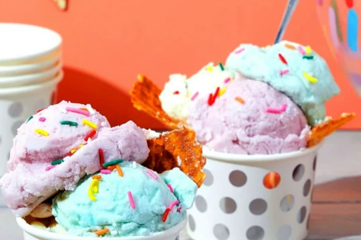 Beyond Scoops Lounge Delivery Menu Order Online 3664 Davie Blvd