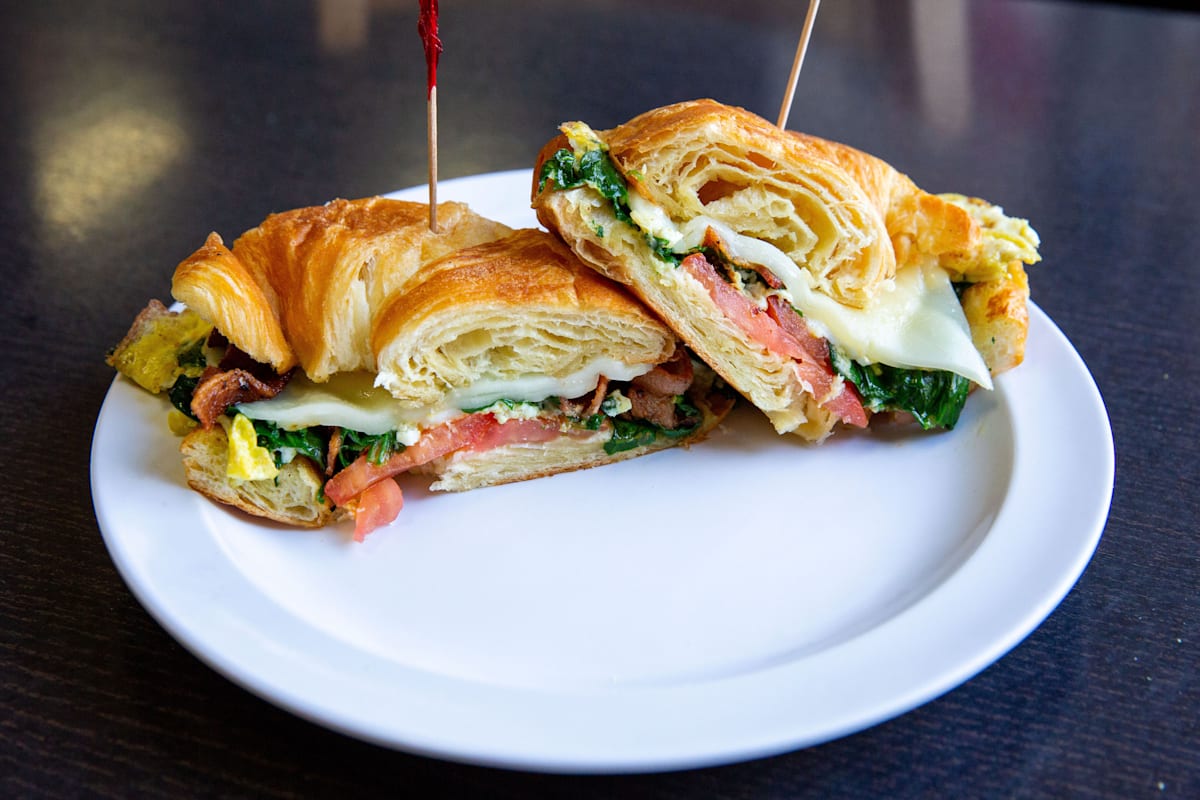 The Lunch Box Cafe & Deli Delivery Menu Order Online 8751 La Mesa