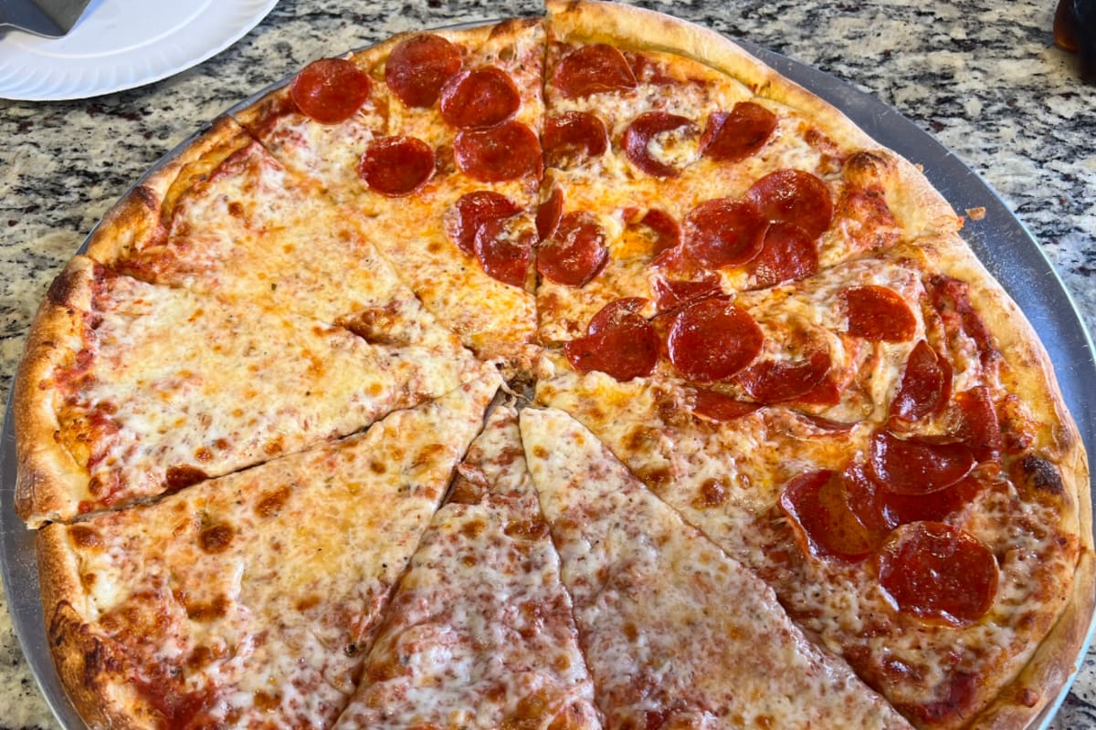 Leo's pizza deals